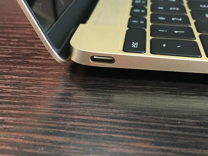 レビュー】持ち運びに特化した『MacBook 12インチ Early 2016』 開封 